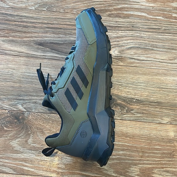 Adidas Terrex - Picture 7 of 10
